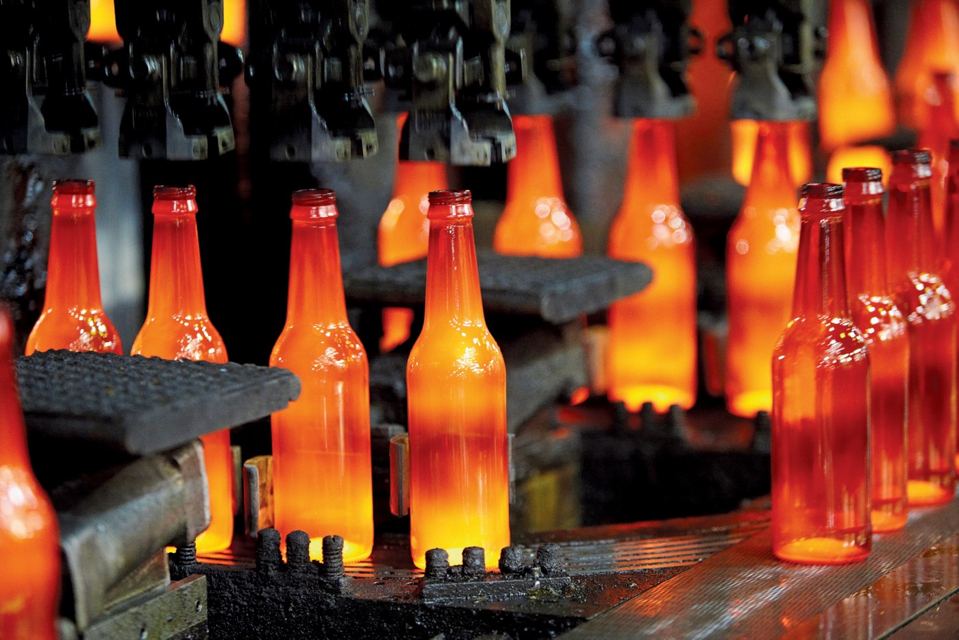 Top 12 glass bottle manufacturers in Dubai