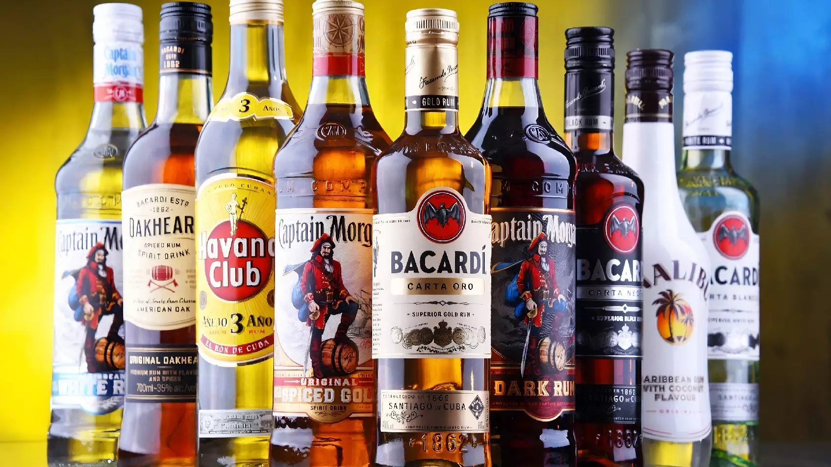 Vendita all'ingrosso di bottiglie di rum
