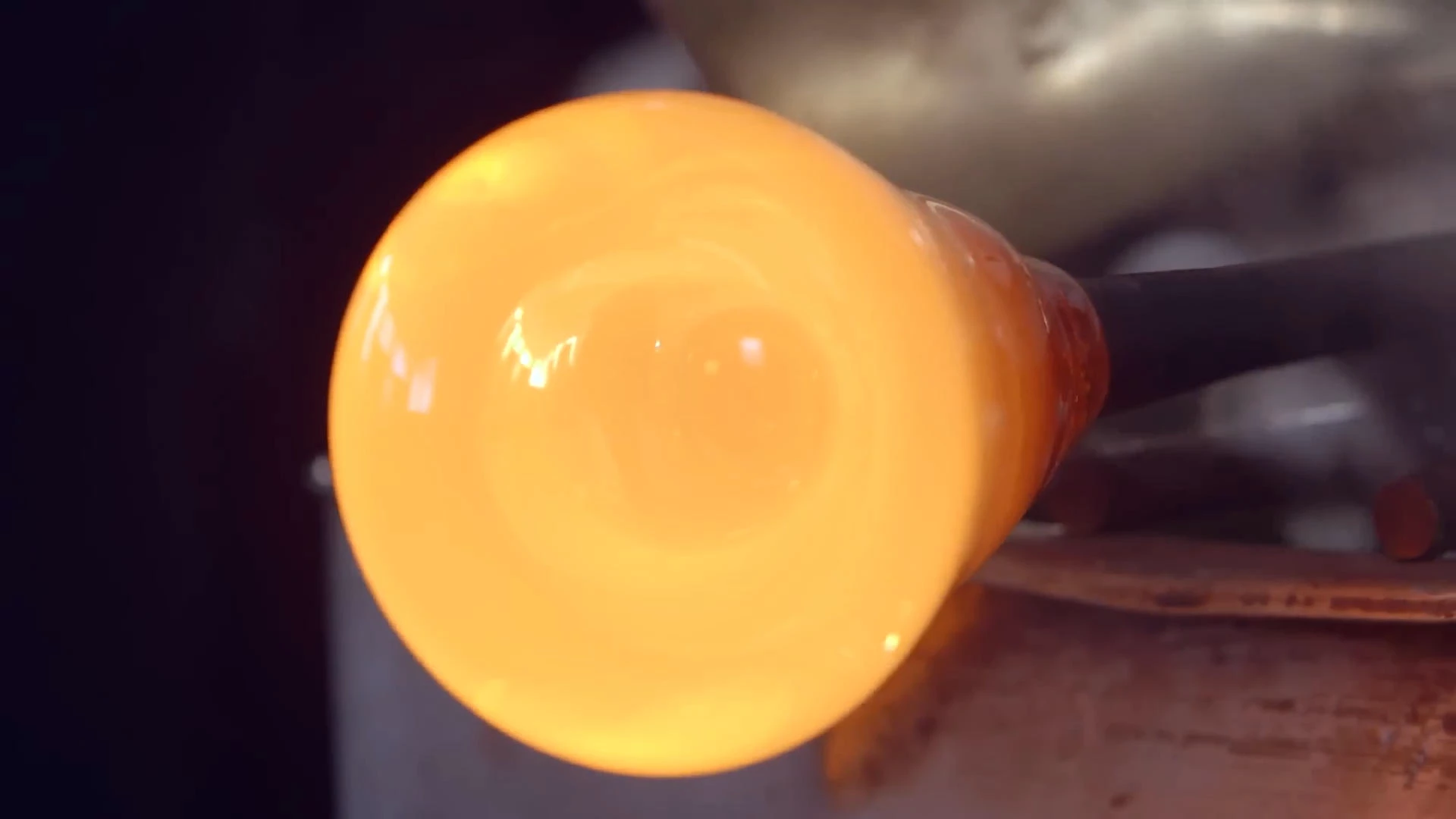 cam şişeler nasıl yapılır