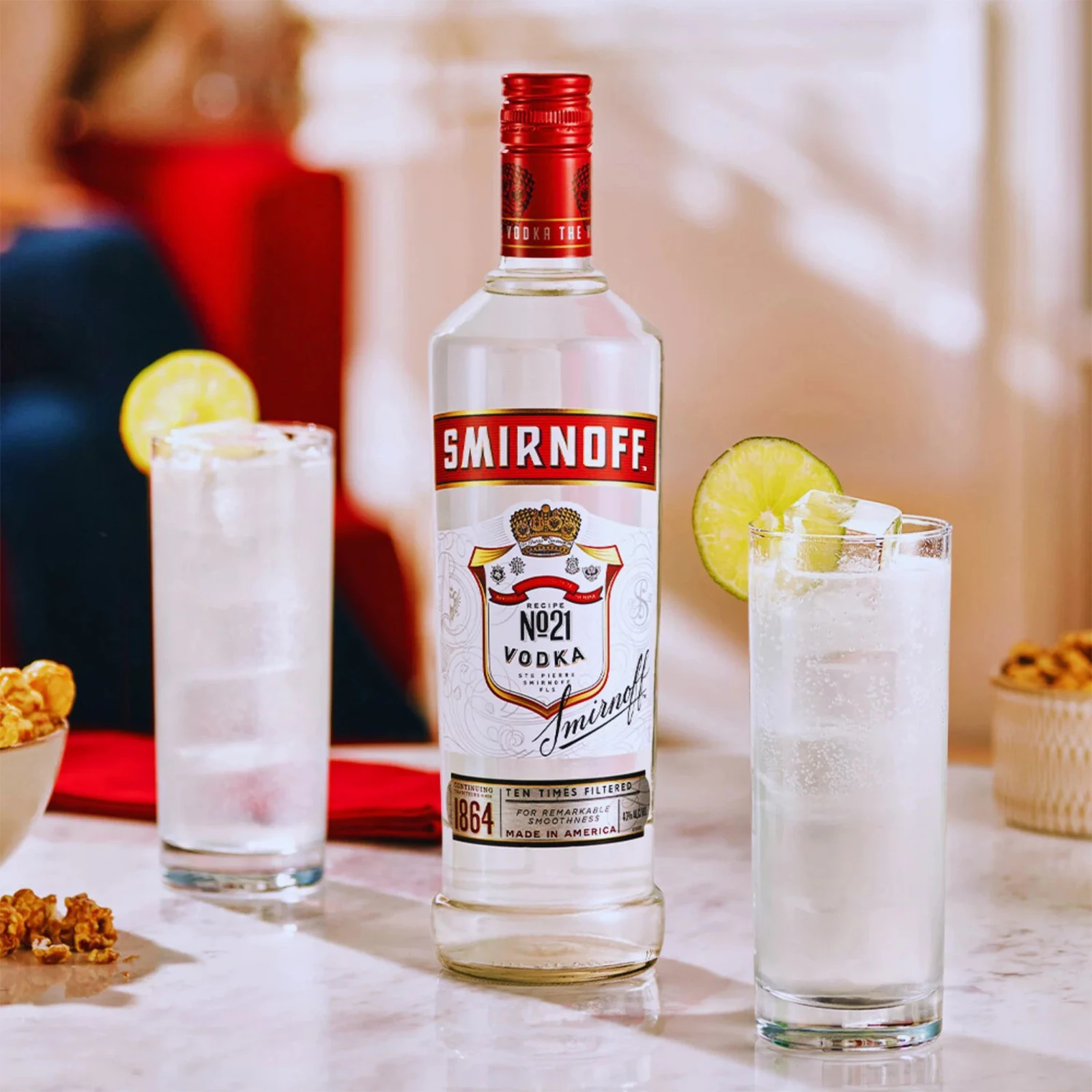 700-ml-Wodkaflasche im Smirnoff-Stil | Premium-Glasflaschenfabrik für Spirituosen 2 700-ml-Wodkaflasche im Smirnoff-Stil